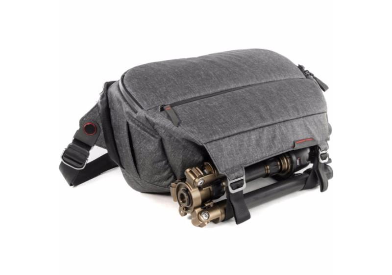 Peak Design Everyday Sling - 10L - Charcoal – DigitalRev Store